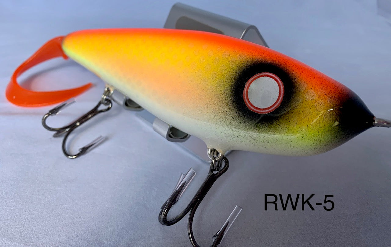 River Wolf Lures 7 inch Knocker glide – WB Musky Shop